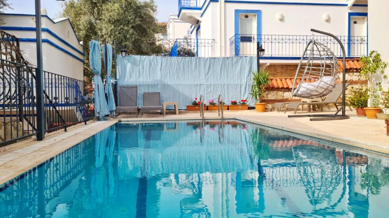 Shared Pool Flat Located 3 Min To Beach In Kalkan Apartment Екстериор снимка